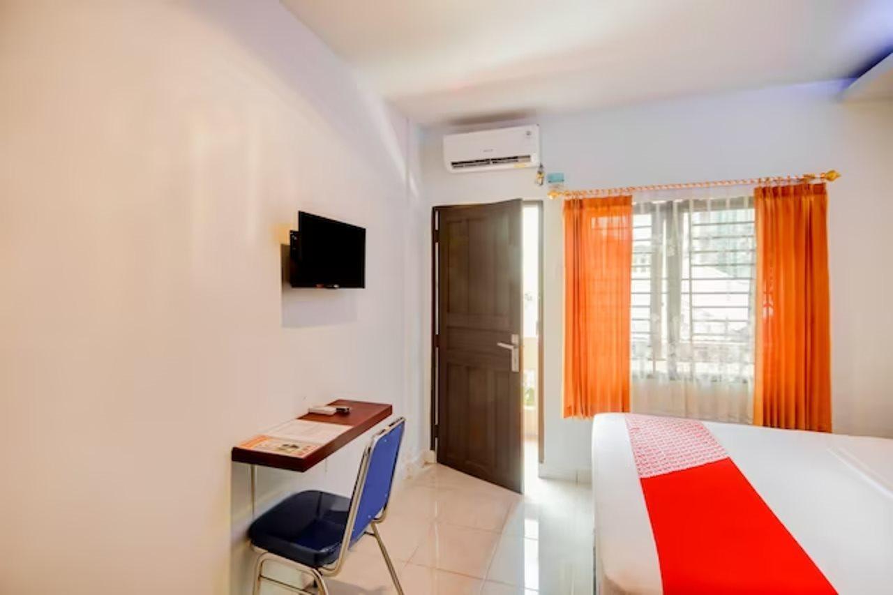 Teratai Guesthouse At Rs Adam Malik Medan Mitra Reddoorz Exteriér fotografie