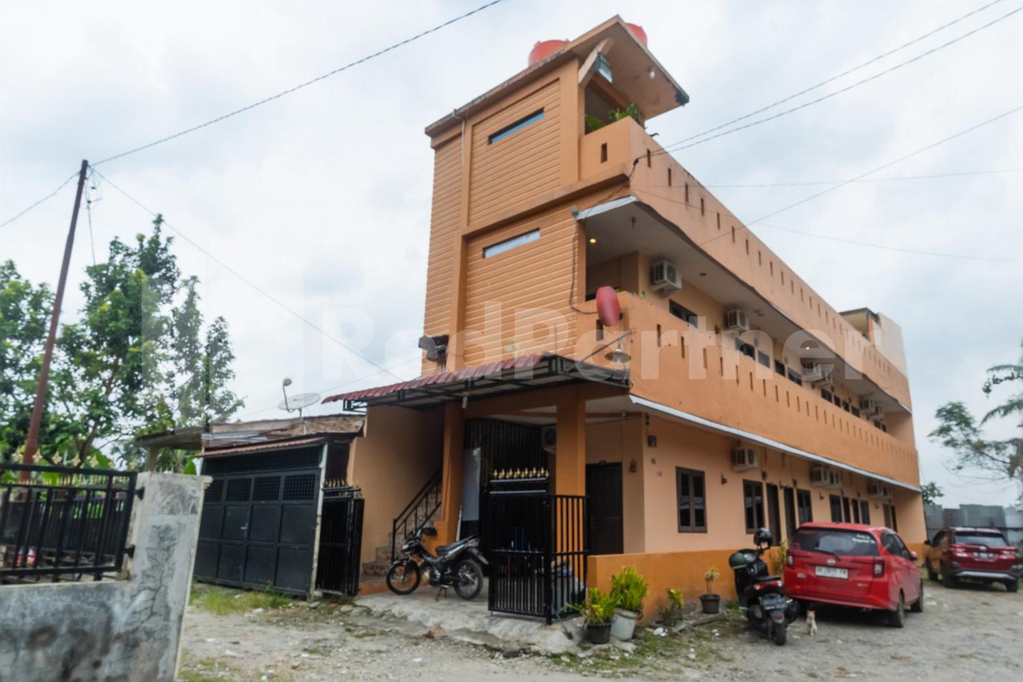 Teratai Guesthouse At Rs Adam Malik Medan Mitra Reddoorz Exteriér fotografie